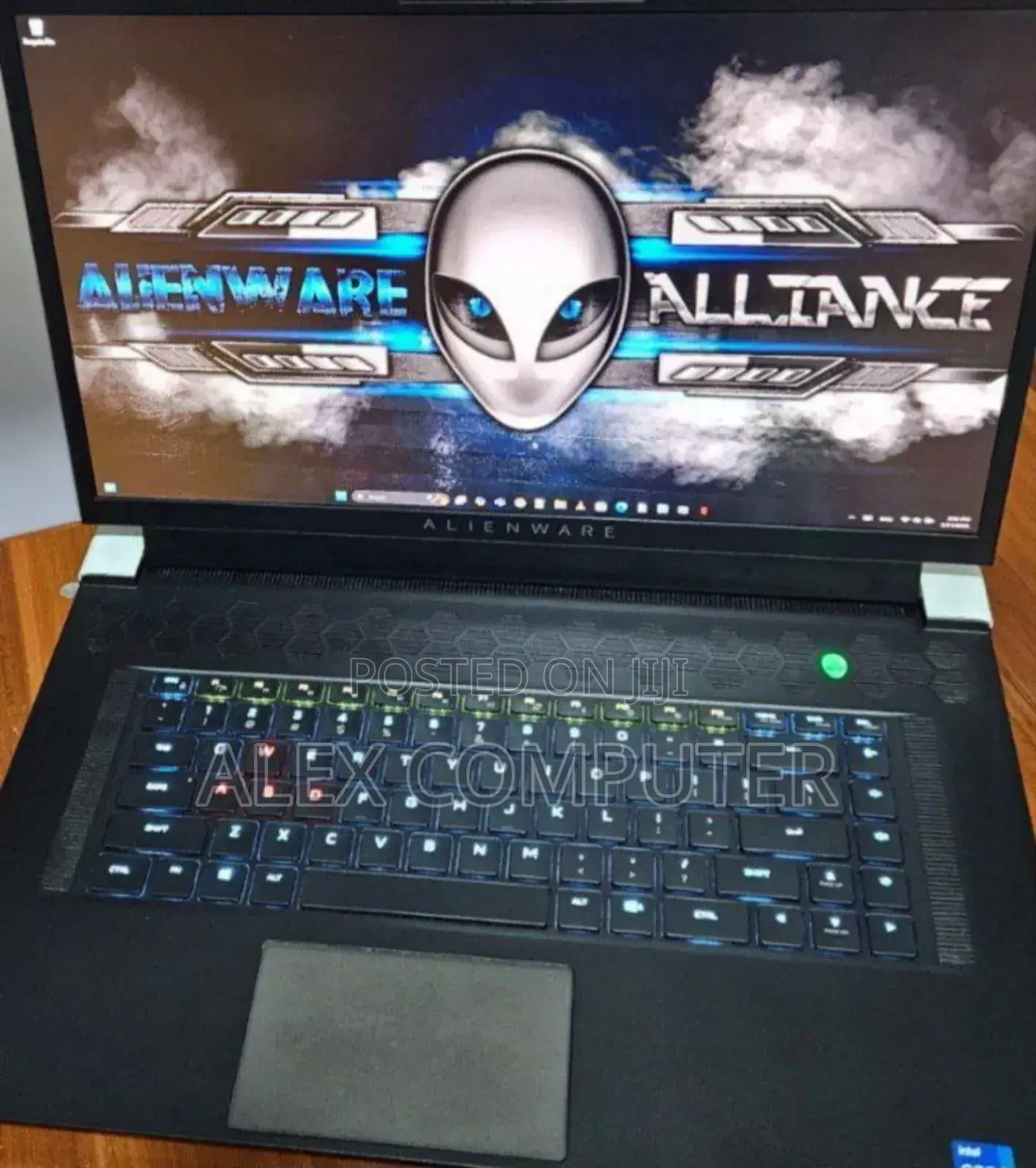 New Laptop Alienware Area-51m 16GB Intel Core I7 SSD 1T