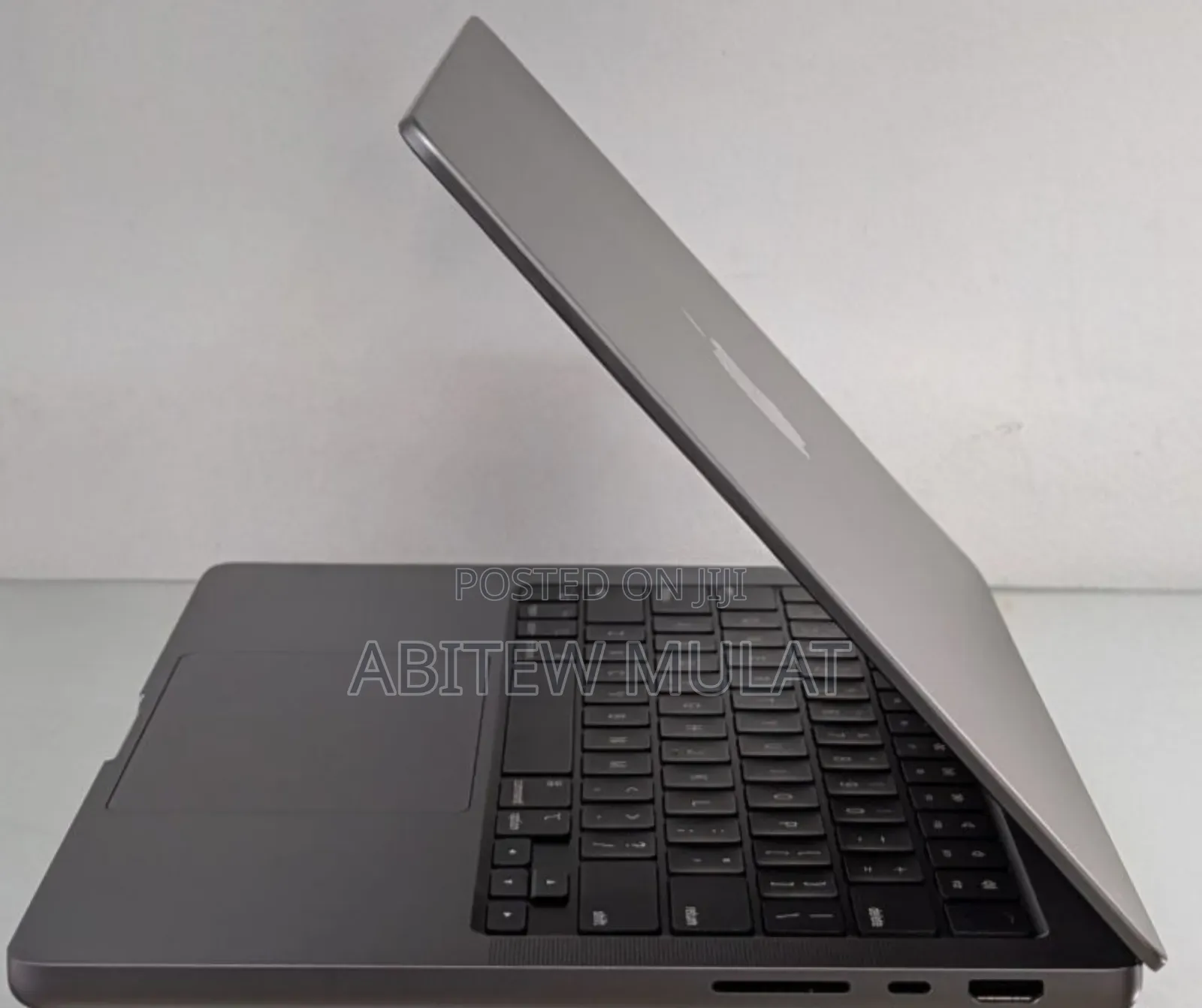 New Laptop Apple MacBook Pro M1 16GB Apple M1 SSD 512GB