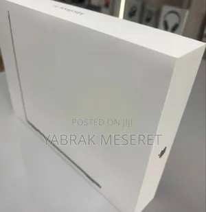 New Laptop Apple MacBook Pro 2024 M4 14-Inch 8GB Apple M4 SSD 512GB