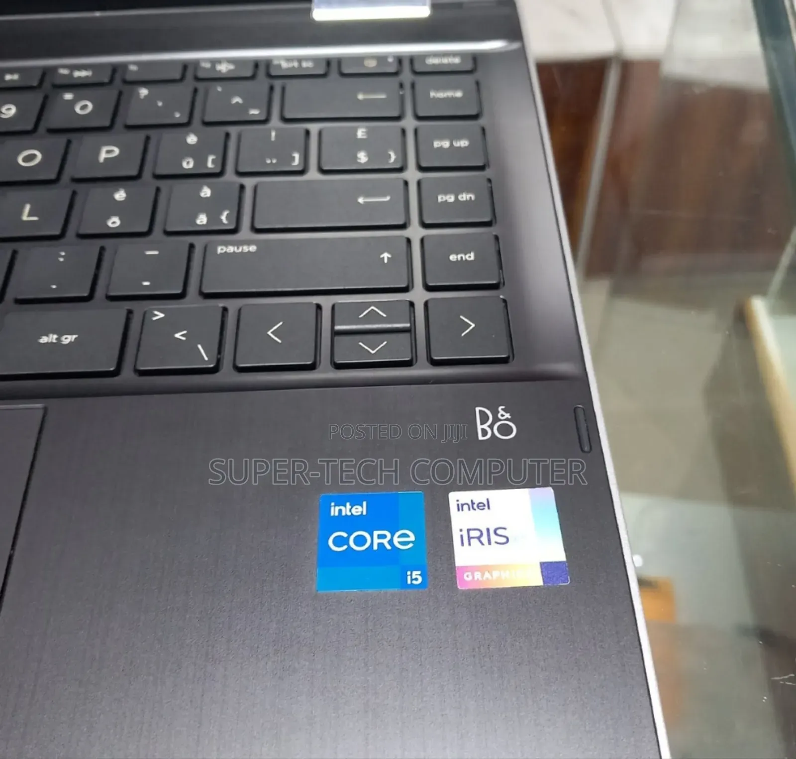 New Laptop HP Pavilion X360 8GB Intel Core I5 SSD 256GB