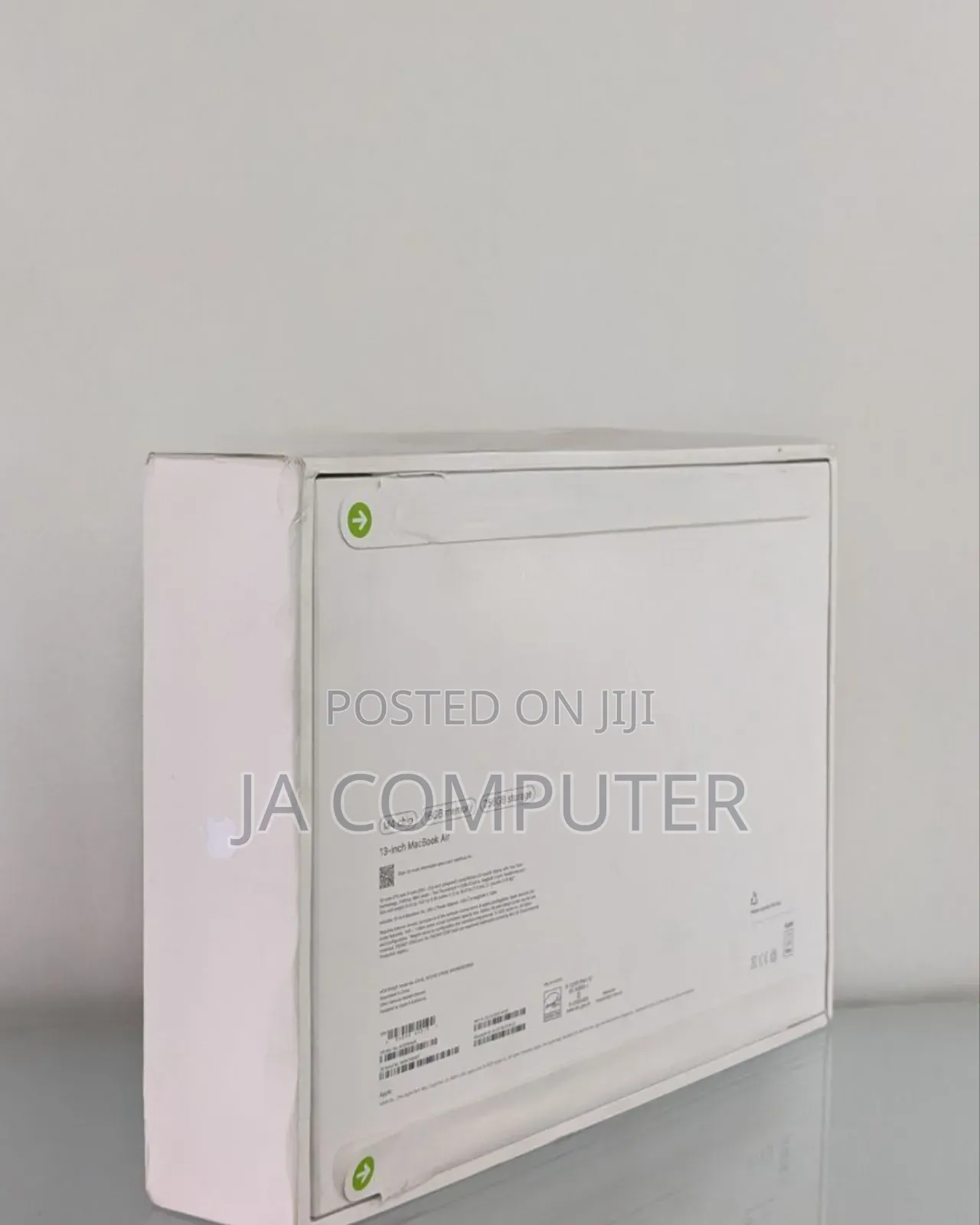 New Laptop Apple MacBook Air 2024 M3 15-Inch 16GB Apple M4 SSD 256GB