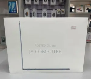 Photo - New Laptop Apple MacBook Air 2024 M3 15-Inch 16GB Apple M4 SSD 256GB