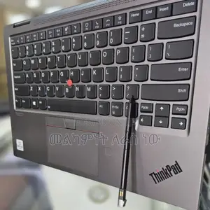 Photo - New Laptop Lenovo ThinkPad Yoga 16GB Intel Core I7 SSD 512GB