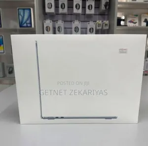 New Laptop Apple MacBook Air 16GB Apple M4 SSD 256GB