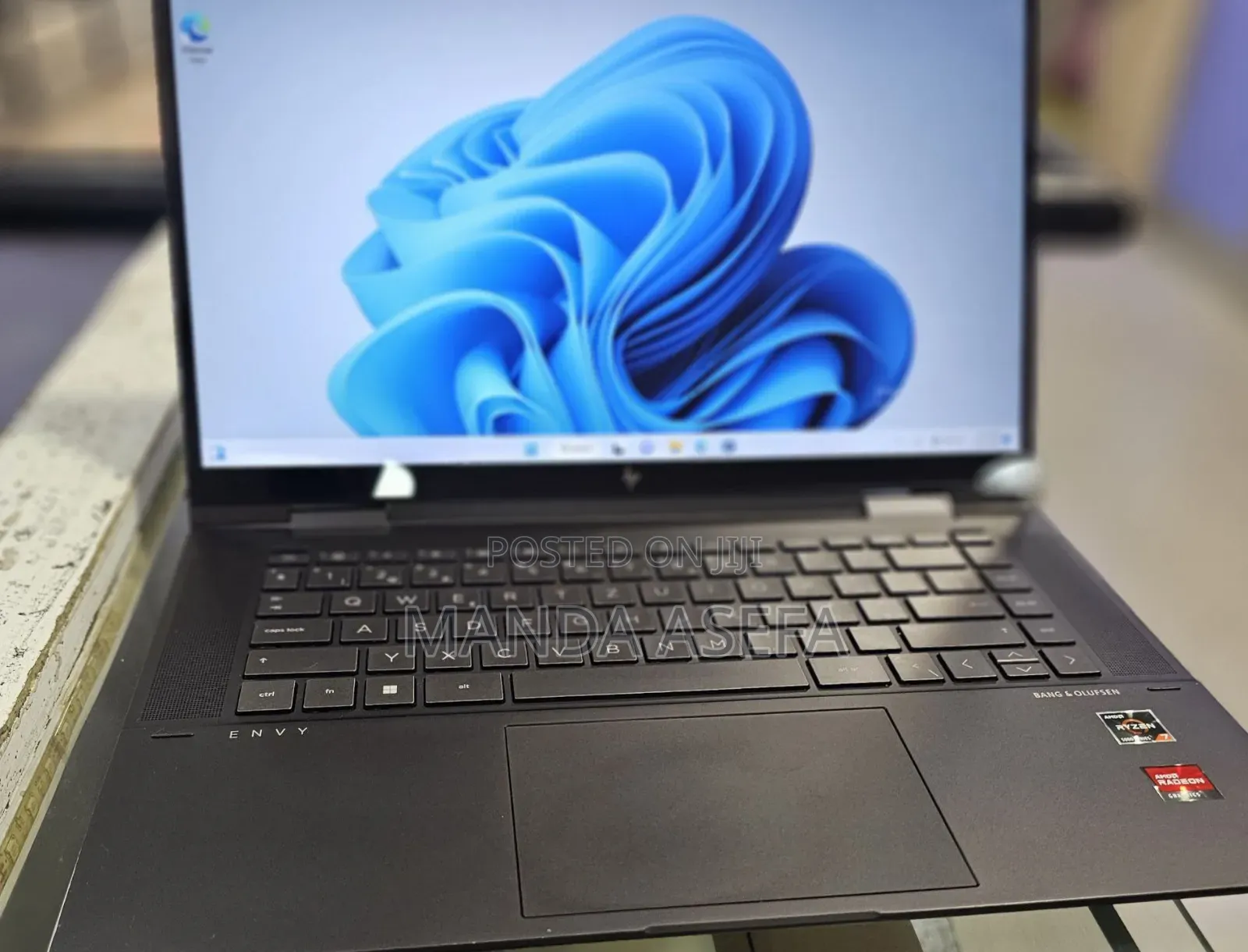 New Laptop HP Envy X360 16GB AMD Ryzen 7 SSD 1T