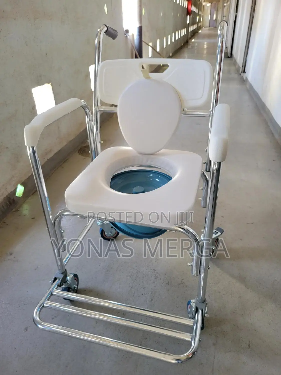 Shower Commode Chair፰§Elder Nursing Toilet Chair፩籾footrest