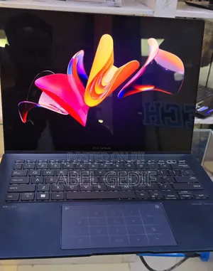 New Laptop Asus Zenbook 14 UX434 16GB Intel Core I7 SSD 512GB