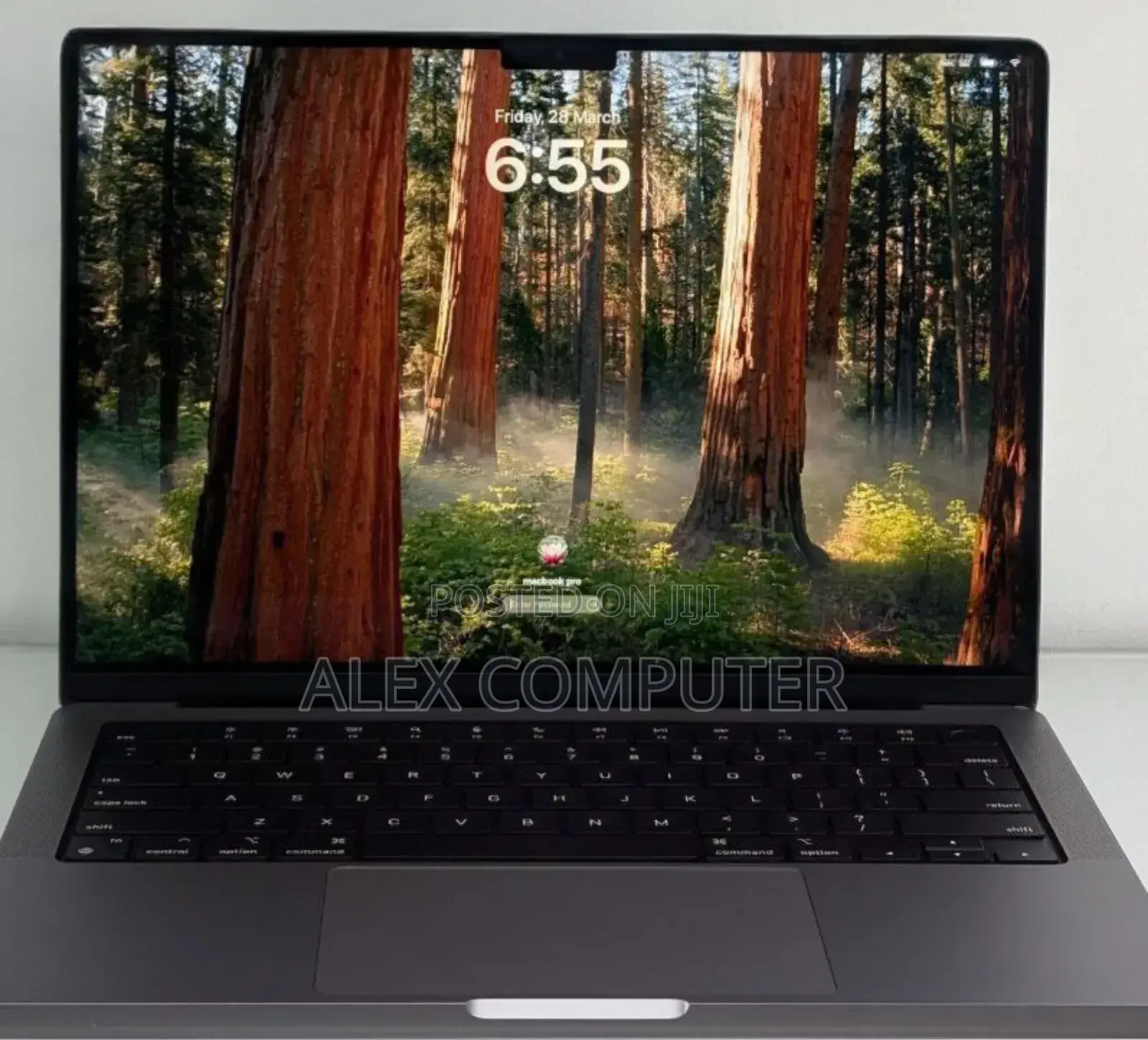 New Laptop Apple MacBook Pro 2020 M1 16GB Apple M1 Pro SSD 512GB