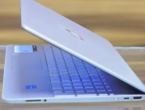 New Laptop HP Stream Notebook 8GB Intel Core I3 SSD 256GB