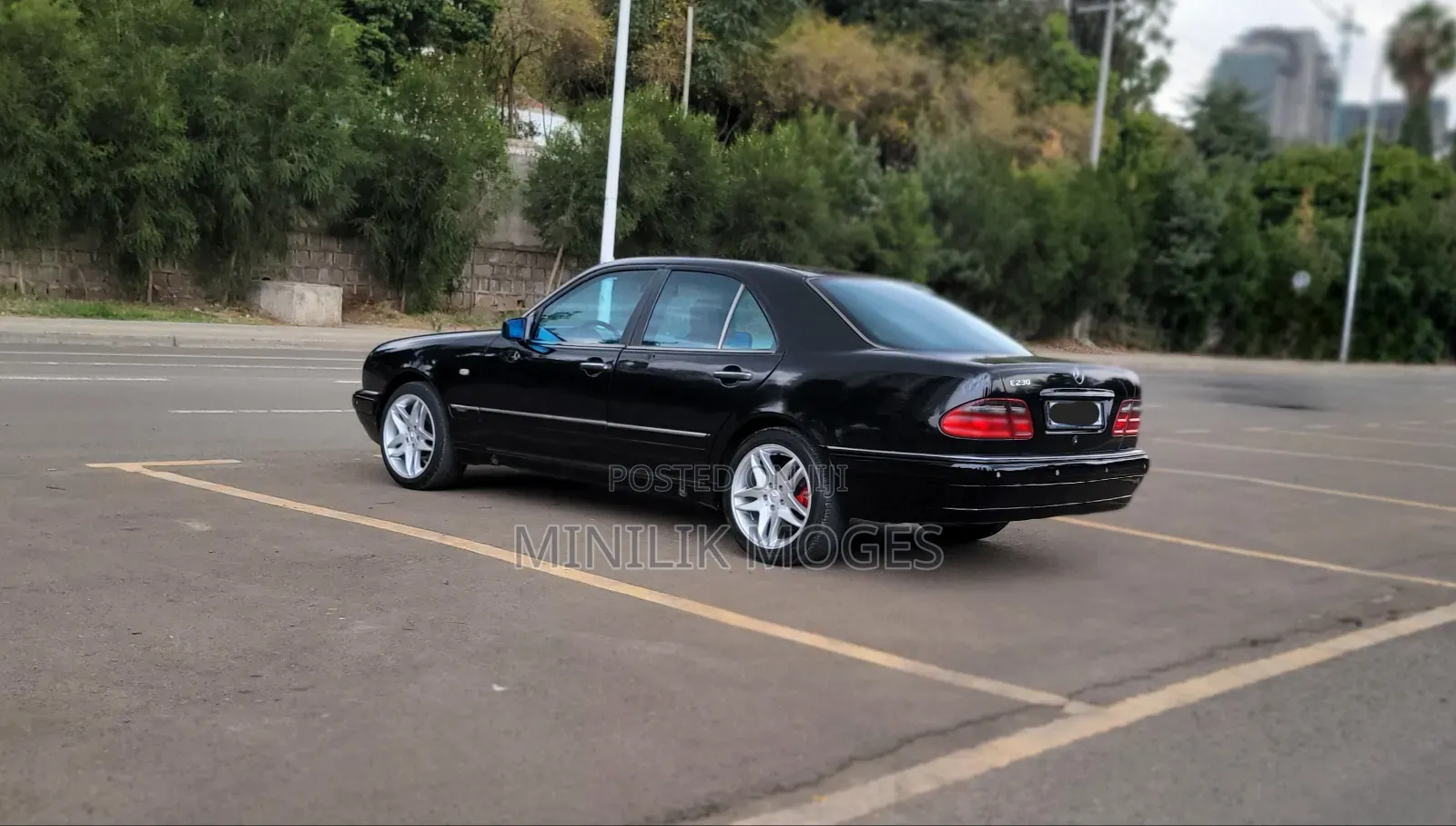 Mercedes-Benz E230 1997 Black