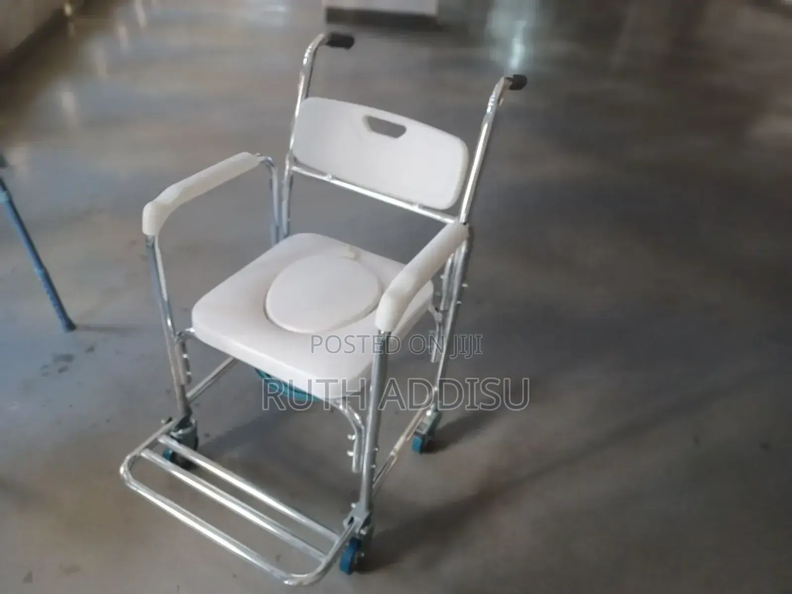 ባለ ጎማ የአዋቂ ፖፖ Commod3 Chair32commode Chair43poty Chair Popo