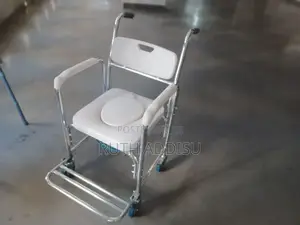 ባለ ጎማ የአዋቂ ፖፖ Commod3 Chair32commode Chair43poty Chair Popo