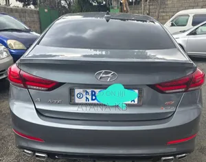 Photo - Hyundai Avante 2017 Gray