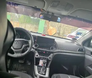 Hyundai Avante 2017 Gray