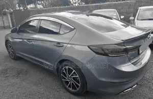 Hyundai Avante 2017 Gray