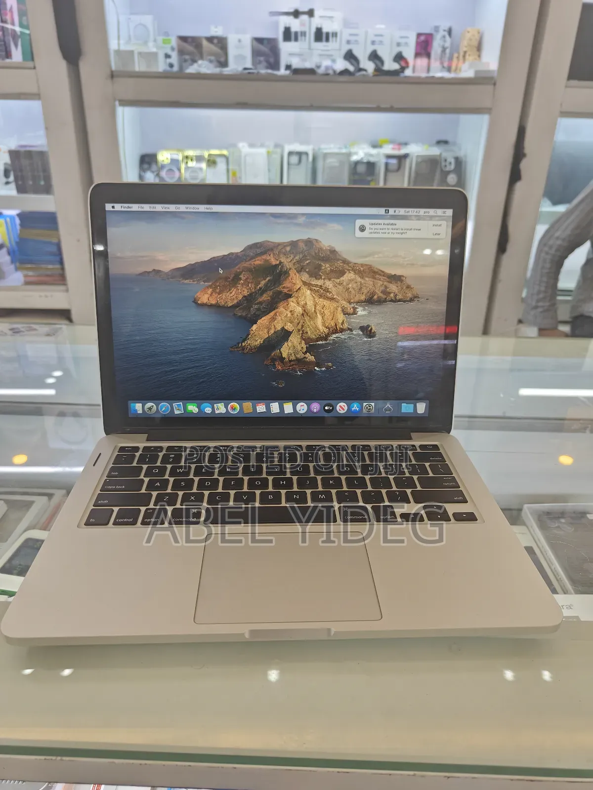 New Laptop Apple MacBook Pro 2015 16GB Intel Core I5 SSD 512GB