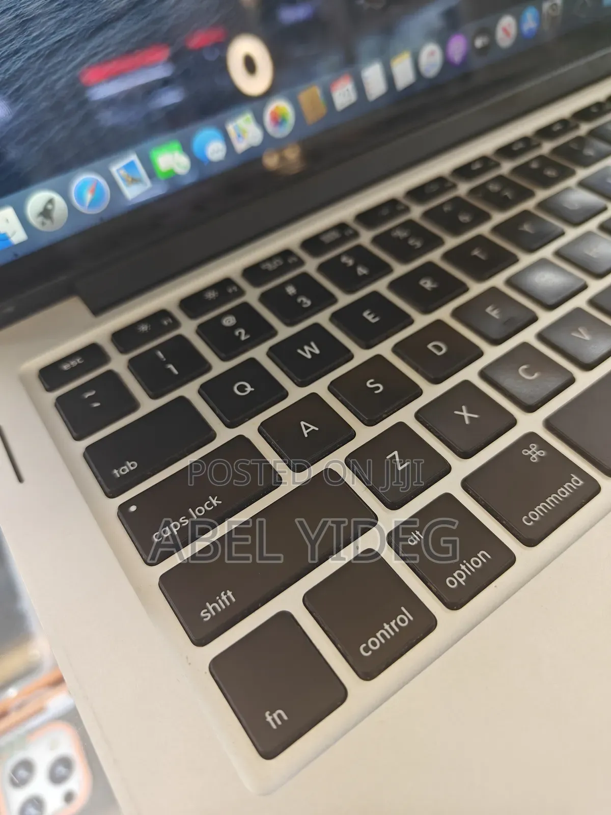 New Laptop Apple MacBook Pro 2015 16GB Intel Core I5 SSD 512GB