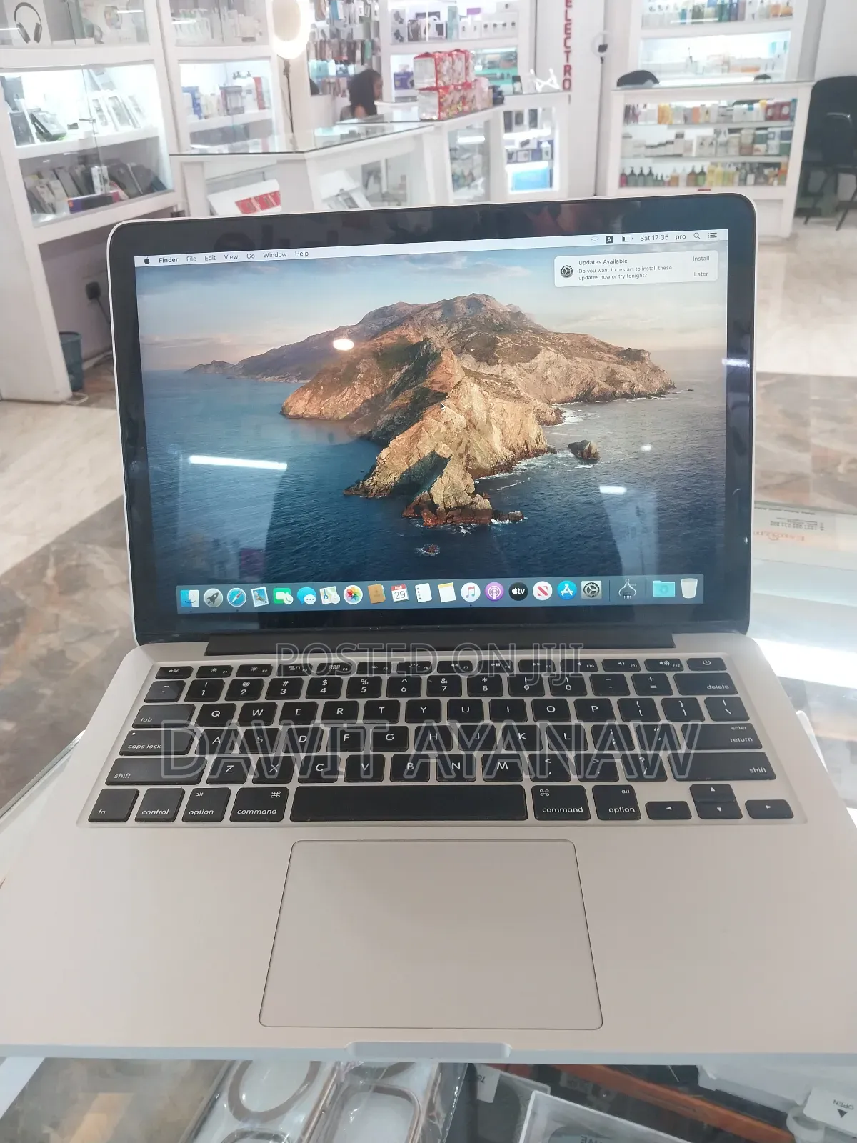 New Laptop Apple MacBook Pro 2015 16GB Intel Core I5 SSD 512GB