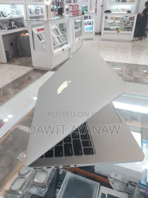 New Laptop Apple MacBook Pro 2015 16GB Intel Core I5 SSD 512GB