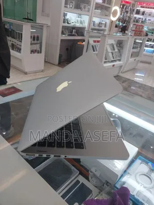 Photo - New Laptop Apple MacBook Pro 2015 16GB Intel Core I5 SSD 512GB