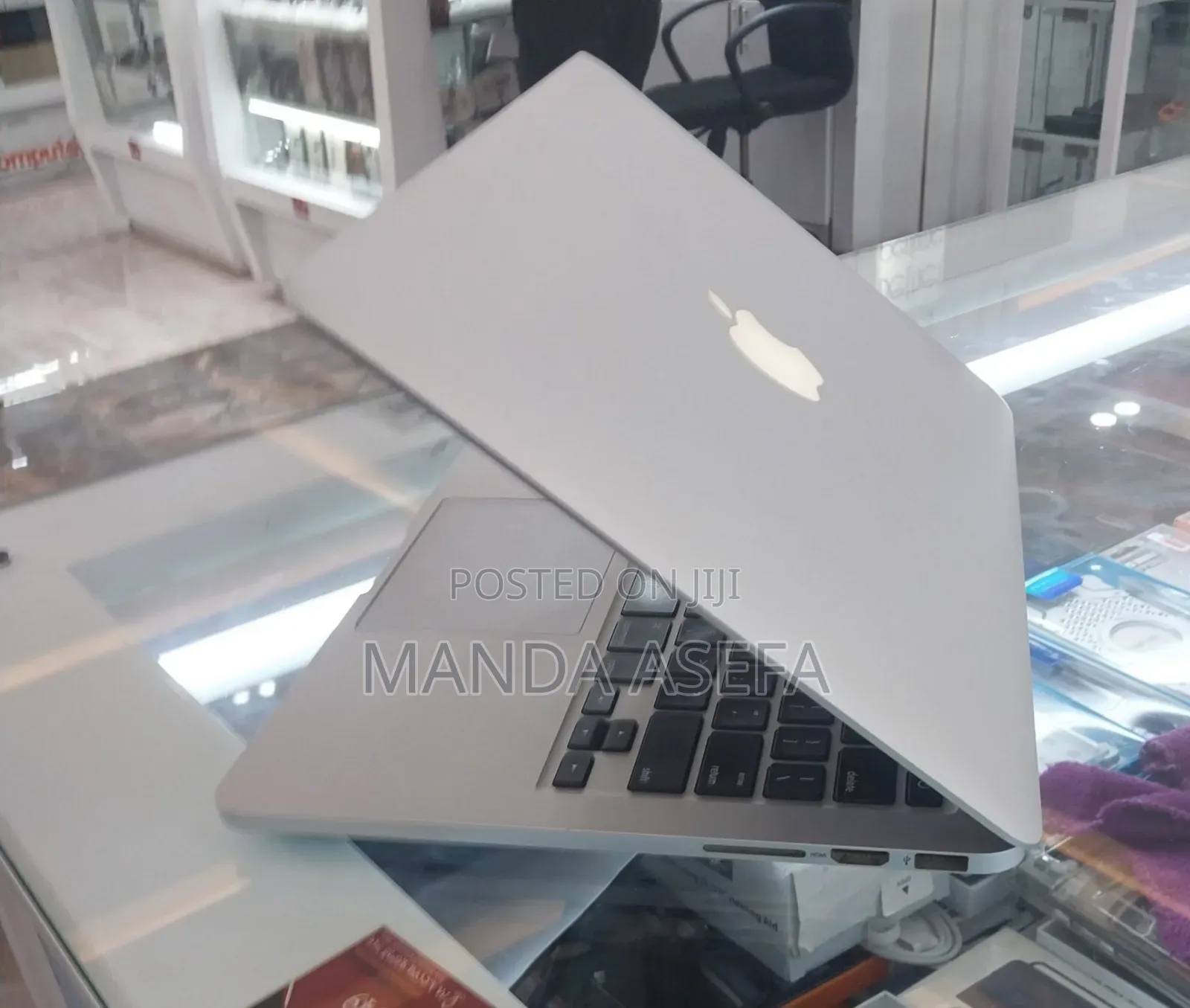 New Laptop Apple MacBook Pro 2015 16GB Intel Core I5 SSD 512GB