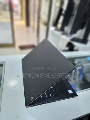 Photo - New Laptop Lenovo ThinkPad X1 Carbon 8GB Intel Core I5 SSD 512GB