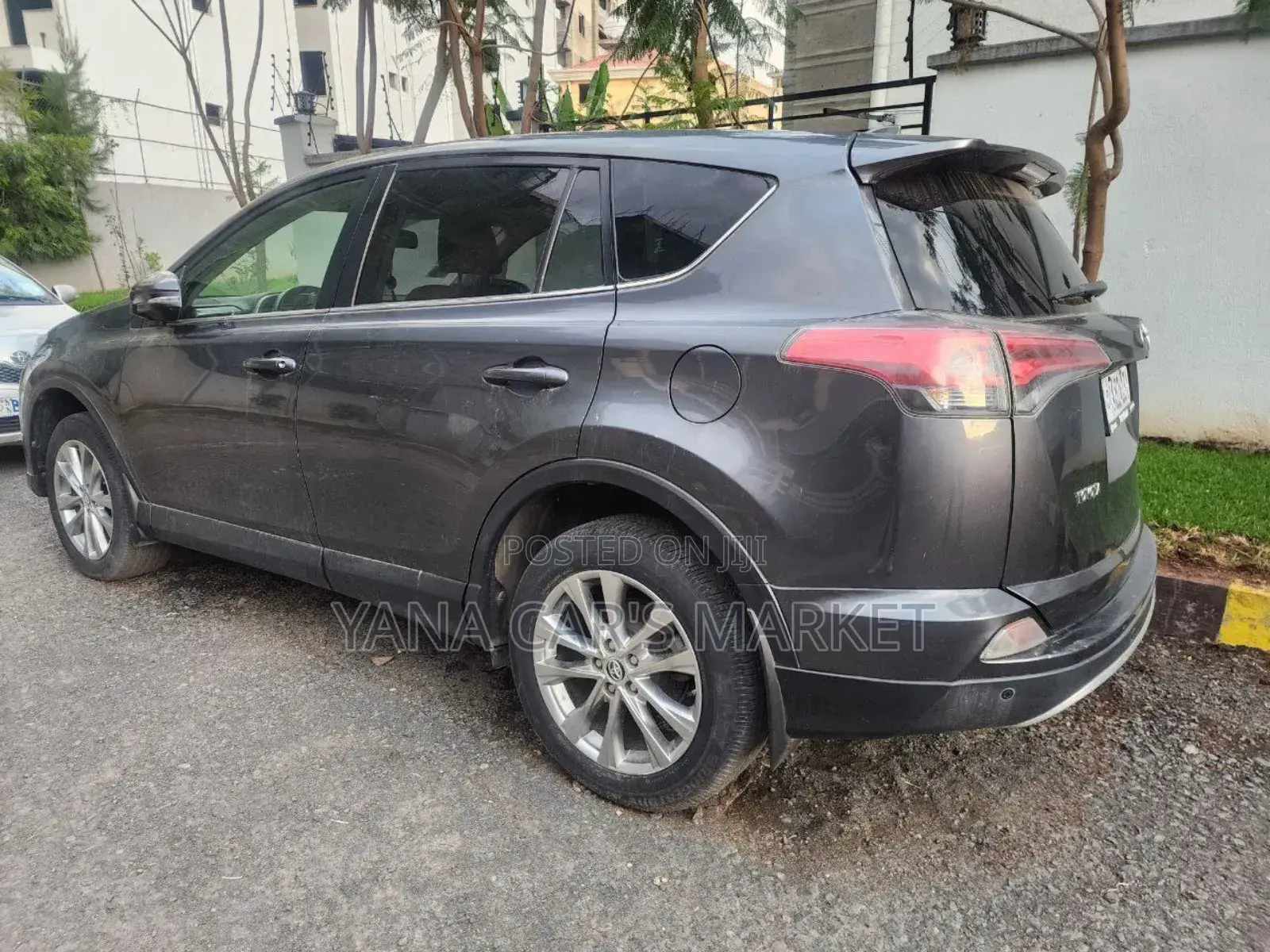 Toyota RAV4 2016 Black