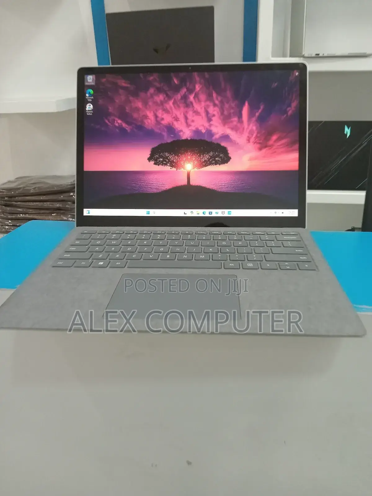 New Laptop Microsoft Surface 3 16GB Intel Core I7 SSD 512GB