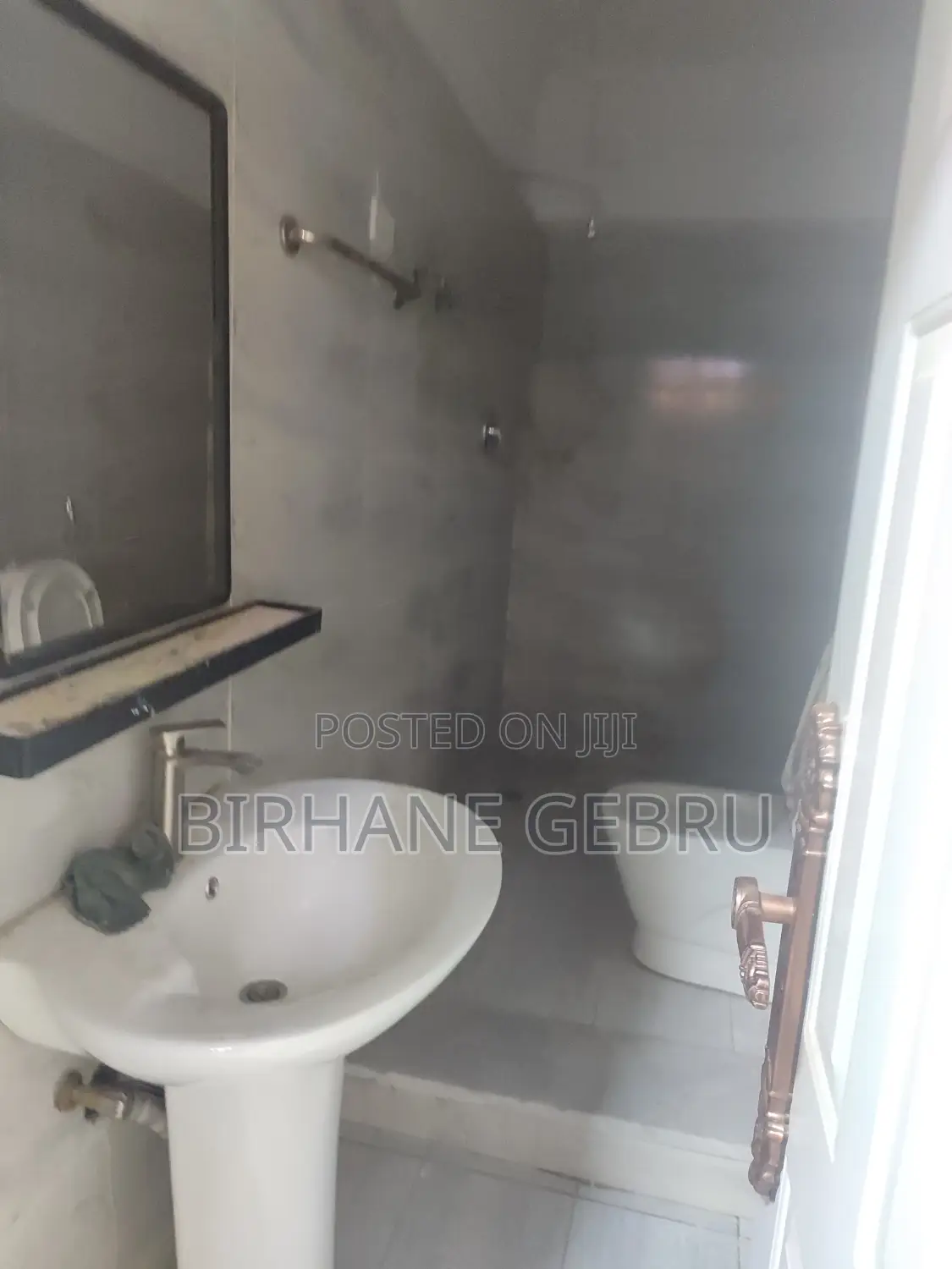 G+3 House Rent for Living or Office