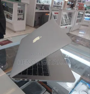 New Laptop Apple MacBook Pro 2015 16GB Intel Core I5 SSD 512GB