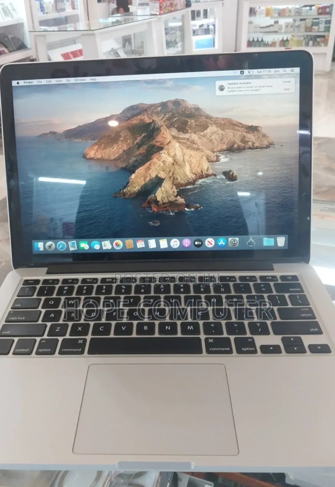 New Laptop Apple MacBook Pro 16GB Intel Core I5 SSD 512GB