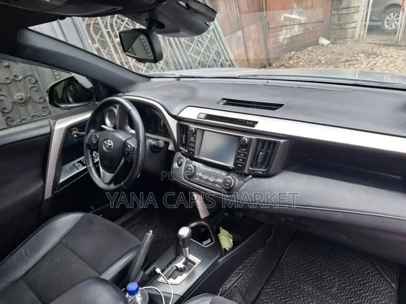 Toyota RAV4 2018 Gray