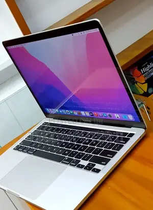 New Laptop Apple MacBook Pro M1 8GB Apple M1 Pro SSD 512GB