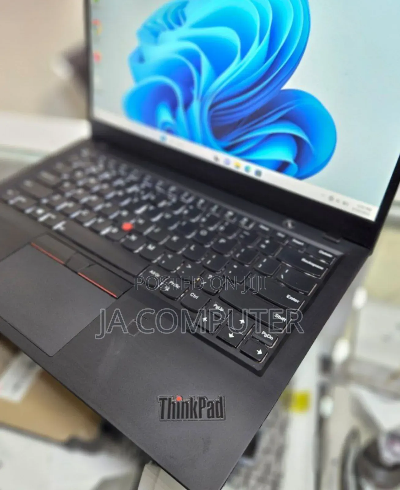 New Laptop Lenovo ThinkPad X1 Carbon 8GB Intel Core I5 SSD 512GB