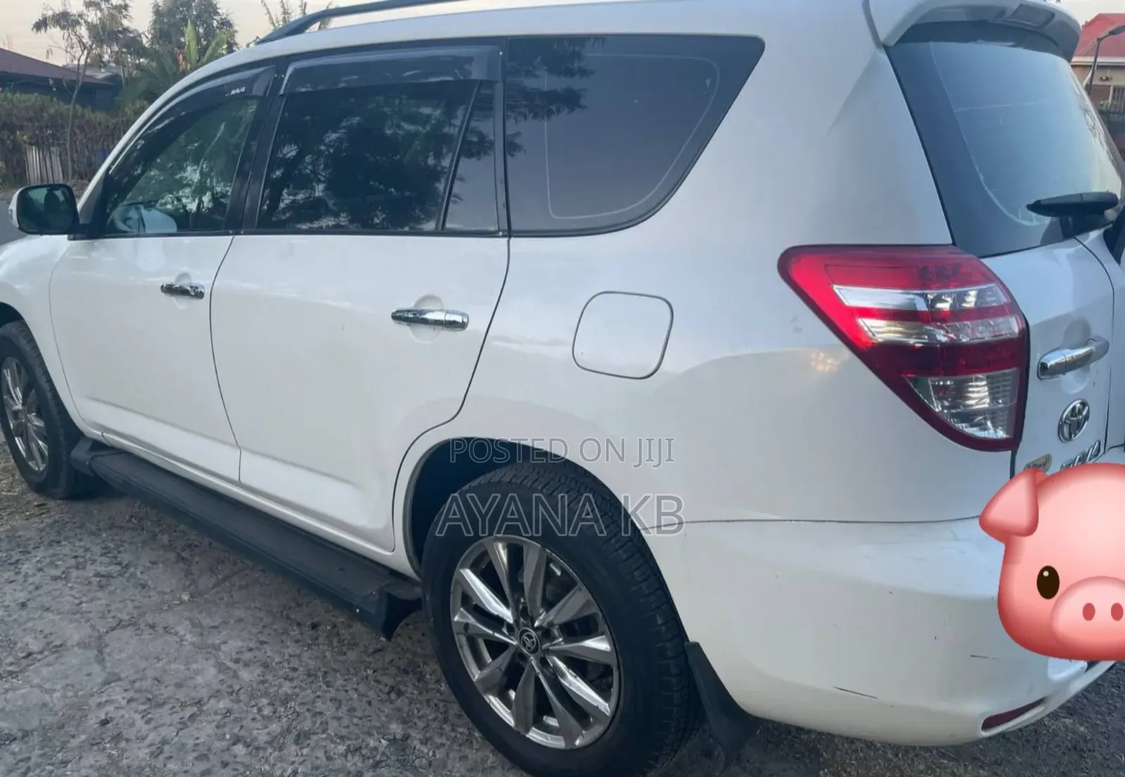 Toyota RAV4 2011 White
