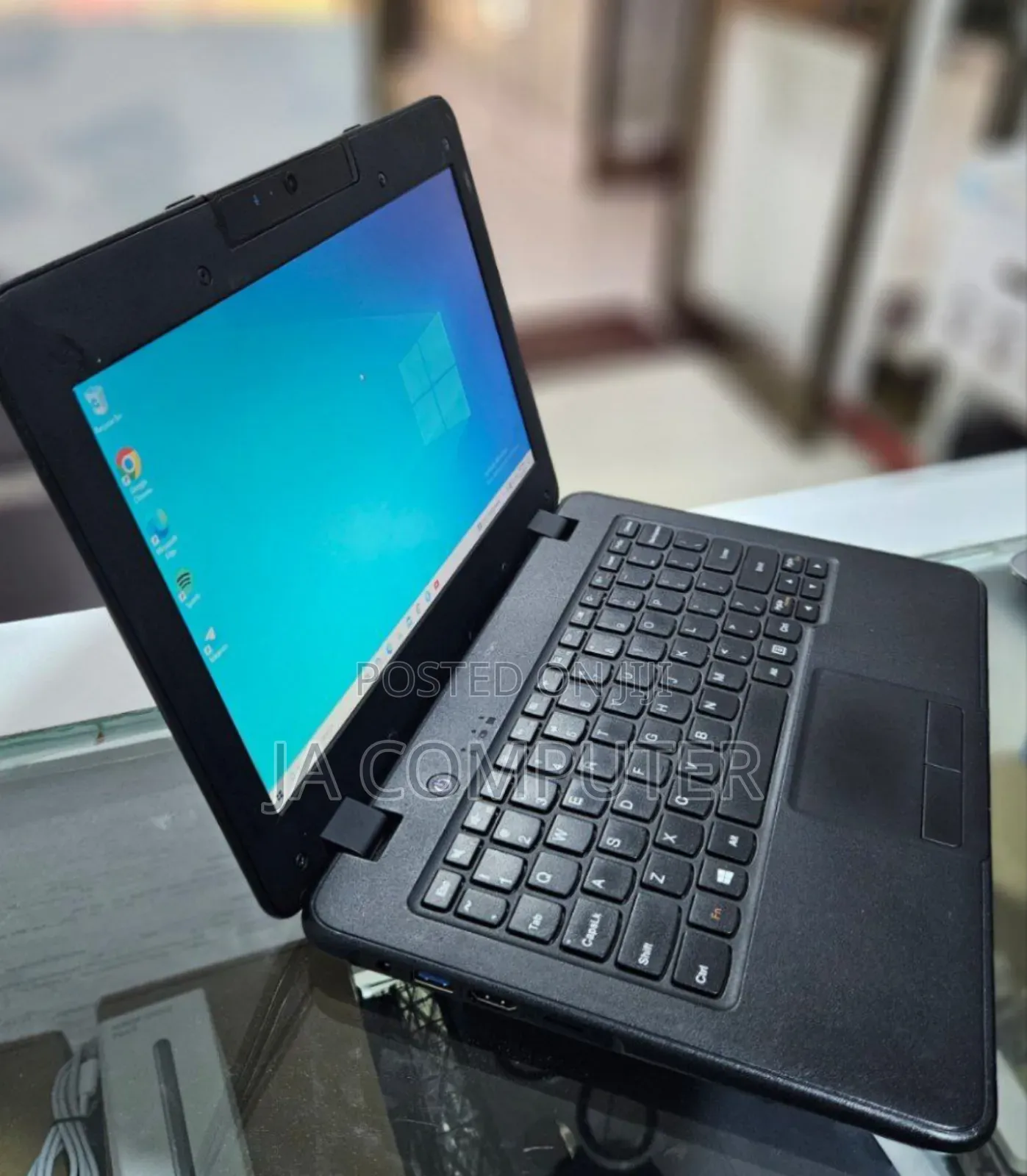 New Laptop Lenovo ThinkPad Yoga 4GB Intel Core 2 Quad SSD 128GB