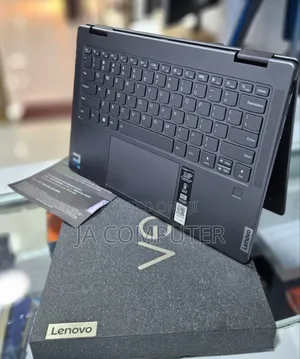 New Laptop Lenovo Yoga 7i 16GB Intel Core I5 SSD 512GB