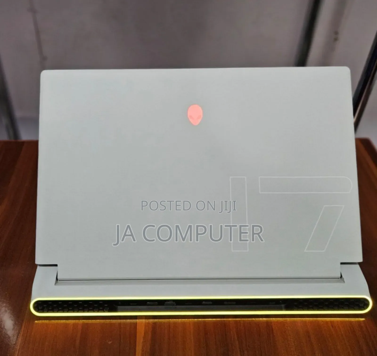 New Laptop Alienware M17x R2 16GB Intel Core I7 SSD 512GB