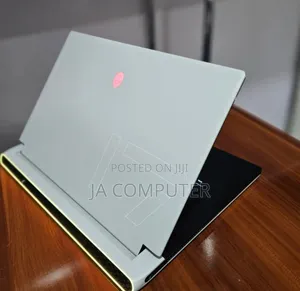 New Laptop Alienware M17x R2 16GB Intel Core I7 SSD 512GB