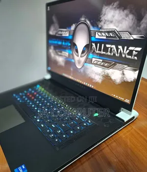 New Laptop Alienware M17x R2 16GB Intel Core I7 SSD 512GB