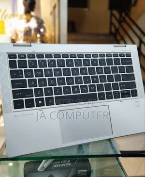 New Laptop HP EliteBook 1040 G8 32GB Intel Core I7 SSD 512GB