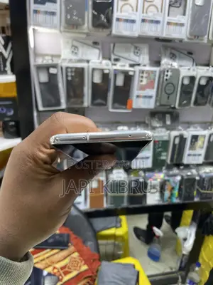 New Samsung Galaxy A71 5G UW 128 GB Black