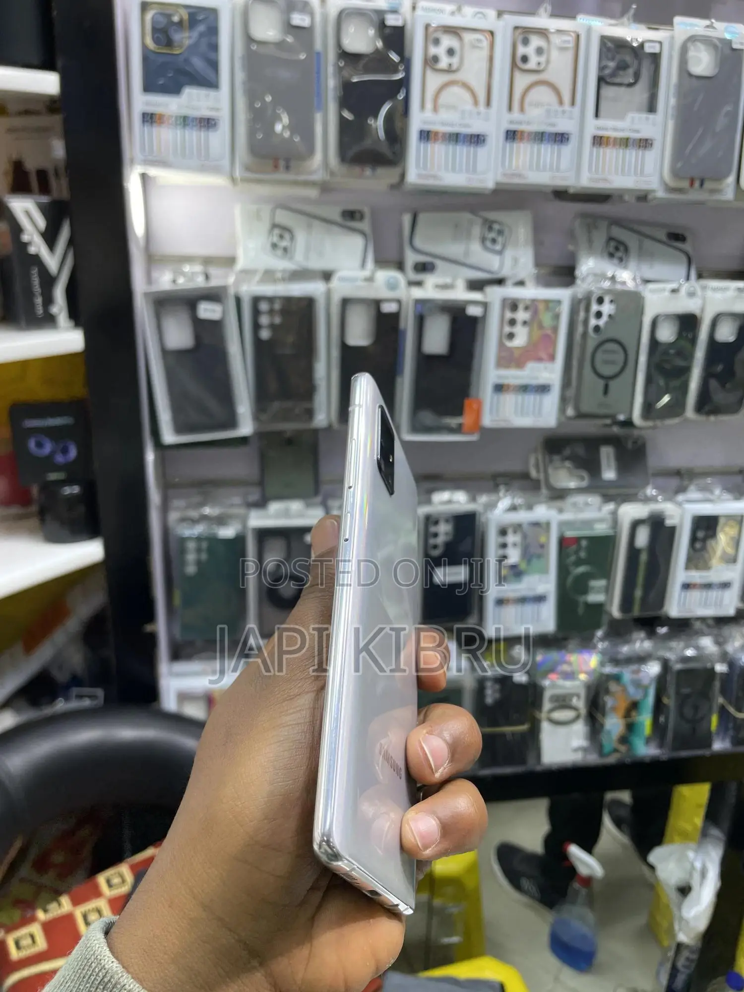 New Samsung Galaxy A71 5G UW 128 GB Black