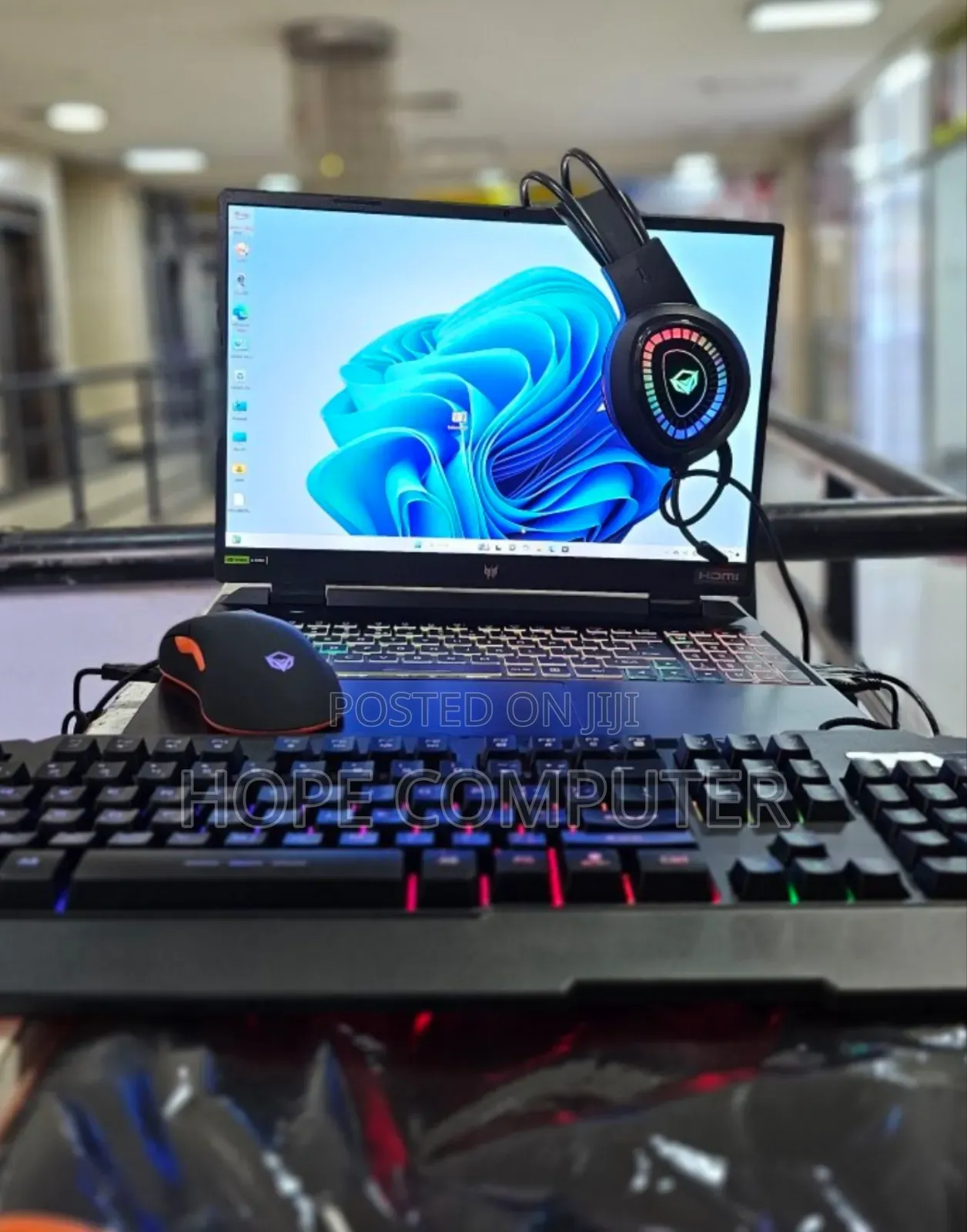 New Laptop Acer Predator Helios 300 16GB Intel Core I9 SSD 1T