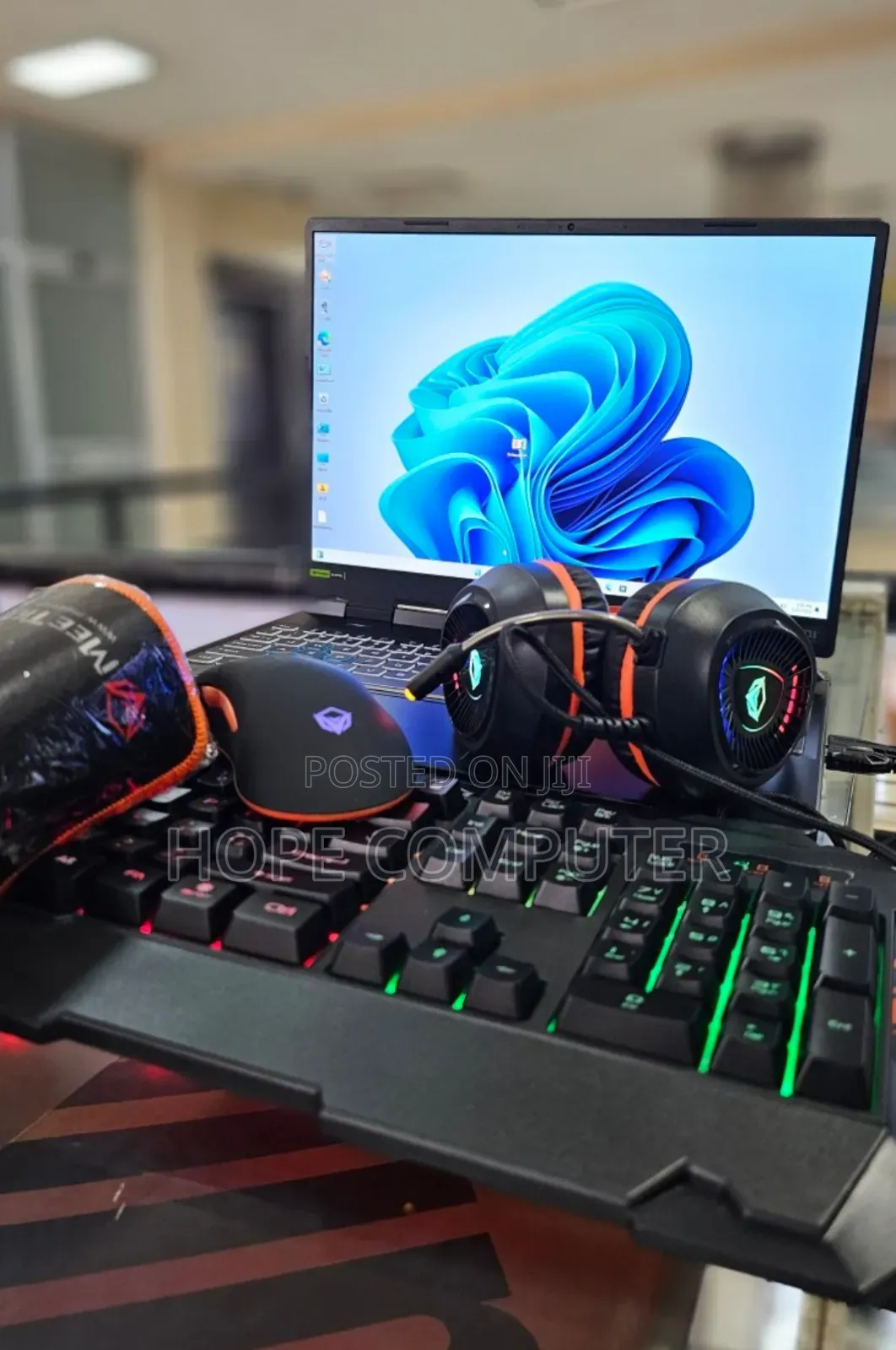 New Laptop Acer Predator Helios 300 16GB Intel Core I9 SSD 1T