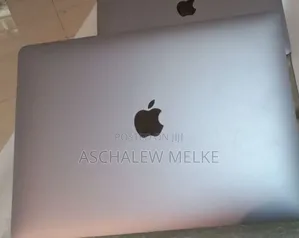 New Laptop Apple MacBook Pro 2018 8GB Intel Core I5 SSD 512GB