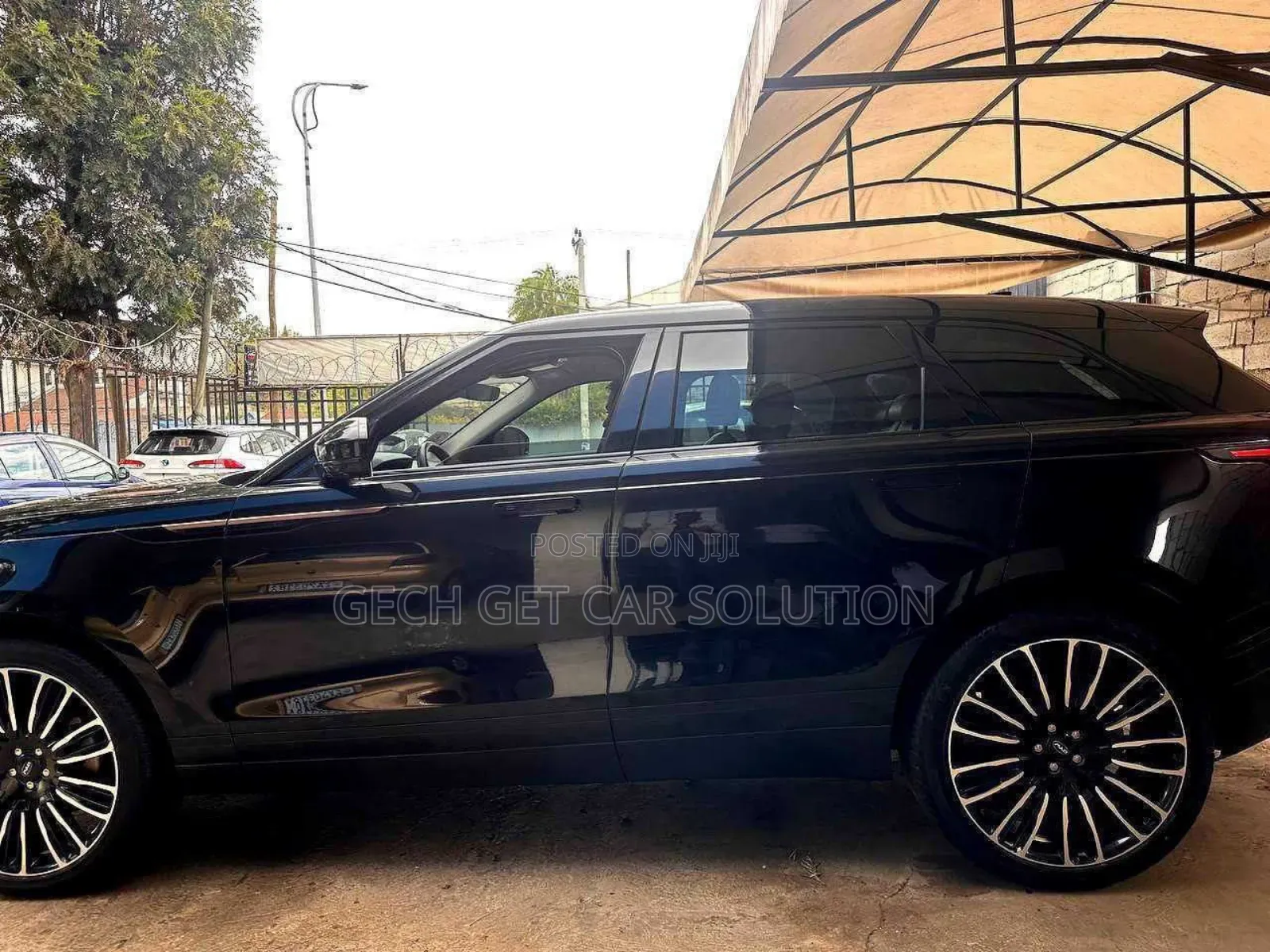 Land Rover Range Rover Velar 2022 Black