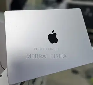 New Laptop Apple MacBook Pro 8GB Apple M3 SSD 512GB