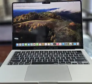 New Laptop Apple MacBook Pro 8GB Apple M3 SSD 512GB