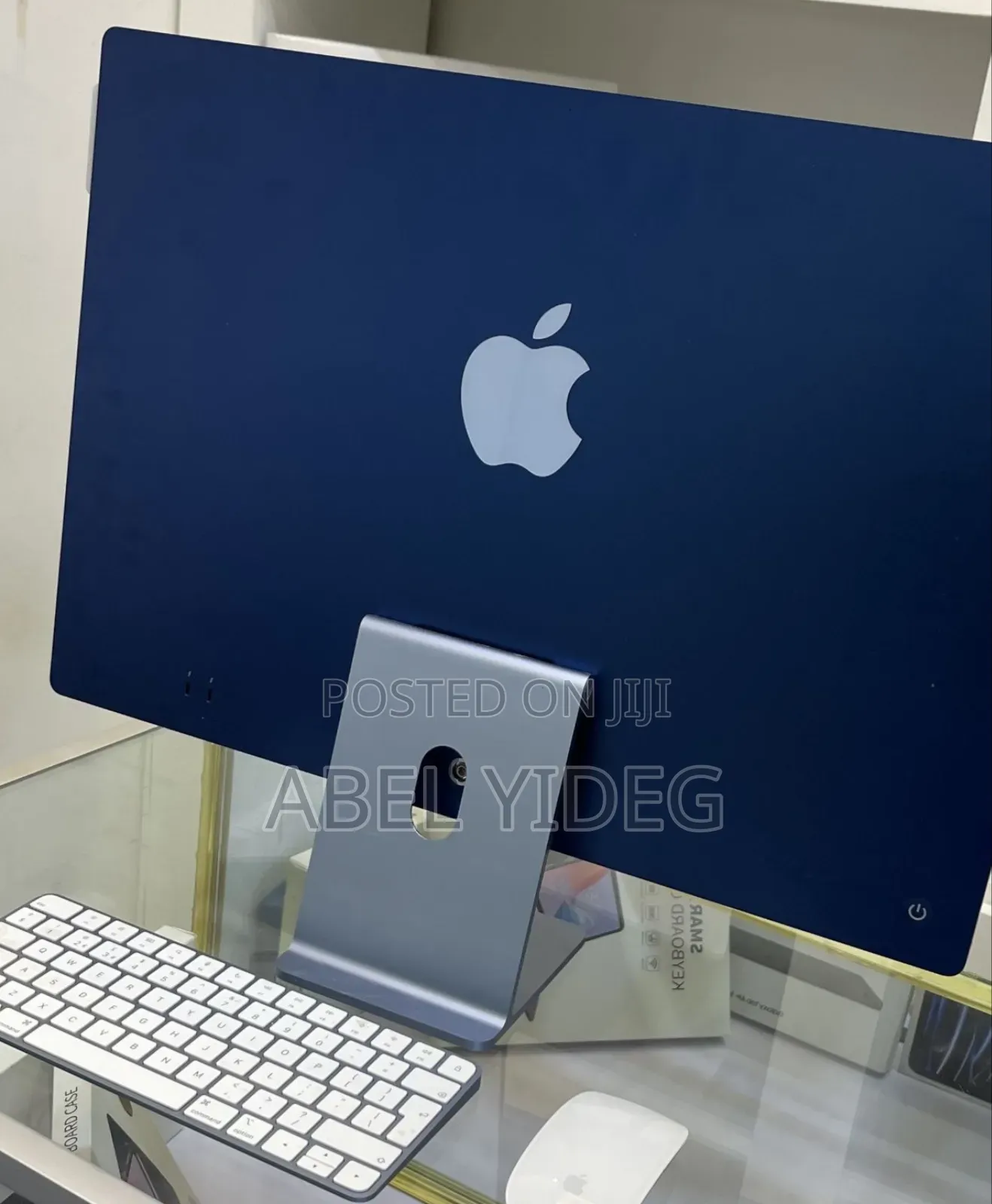 New Desktop Computer Apple iMac M3 8GB Apple M3 SSD 256GB